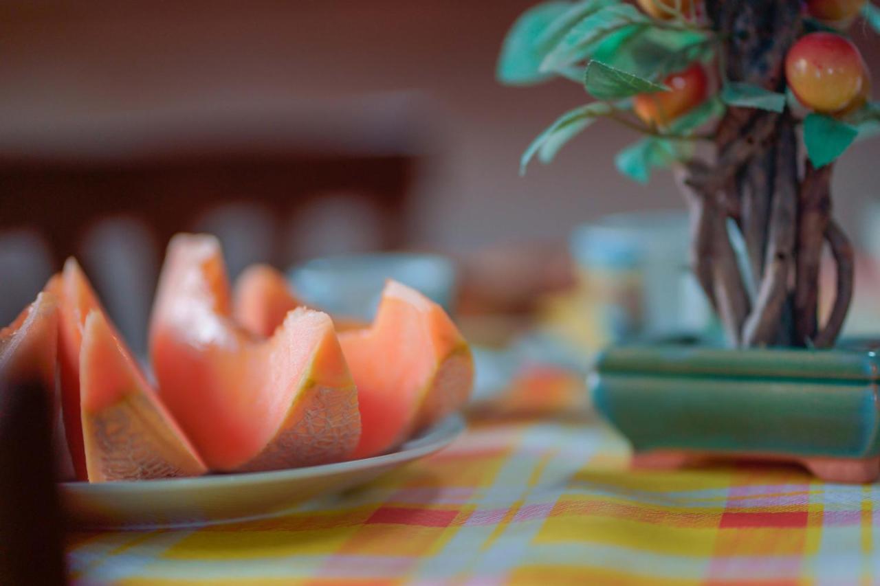 Bed And Breakfast Cairoli Exclusive Room San Pietro Vernotico Buitenkant foto