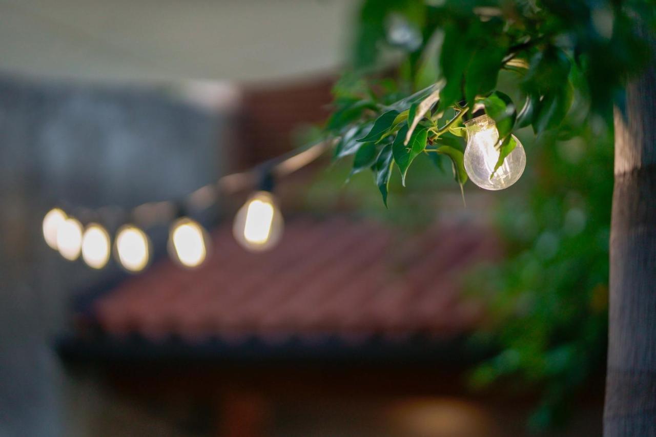 Bed And Breakfast Cairoli Exclusive Room San Pietro Vernotico Buitenkant foto