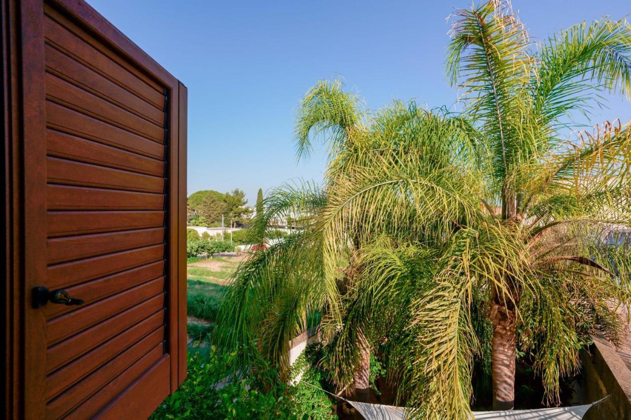 Bed And Breakfast Cairoli Exclusive Room San Pietro Vernotico Buitenkant foto