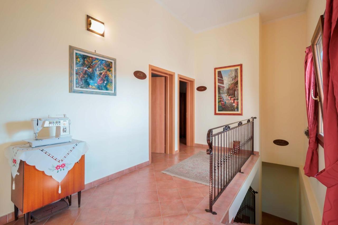 Bed And Breakfast Cairoli Exclusive Room San Pietro Vernotico Buitenkant foto
